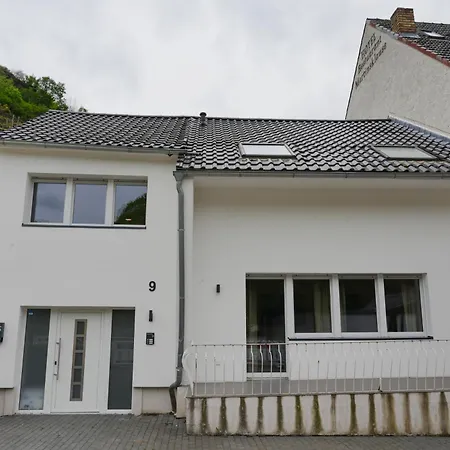 Apartment Neu Renoviert An Der Ahr & Parkplatz Inklusive Mayschoss