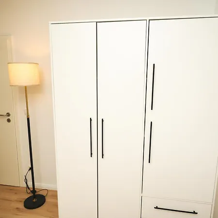 Neu Renoviert An Der Ahr & Parkplatz Inklusive * Mayschoss