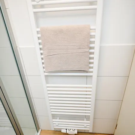 Apartment Neu Renoviert An Der Ahr & Parkplatz Inklusive Mayschoss
